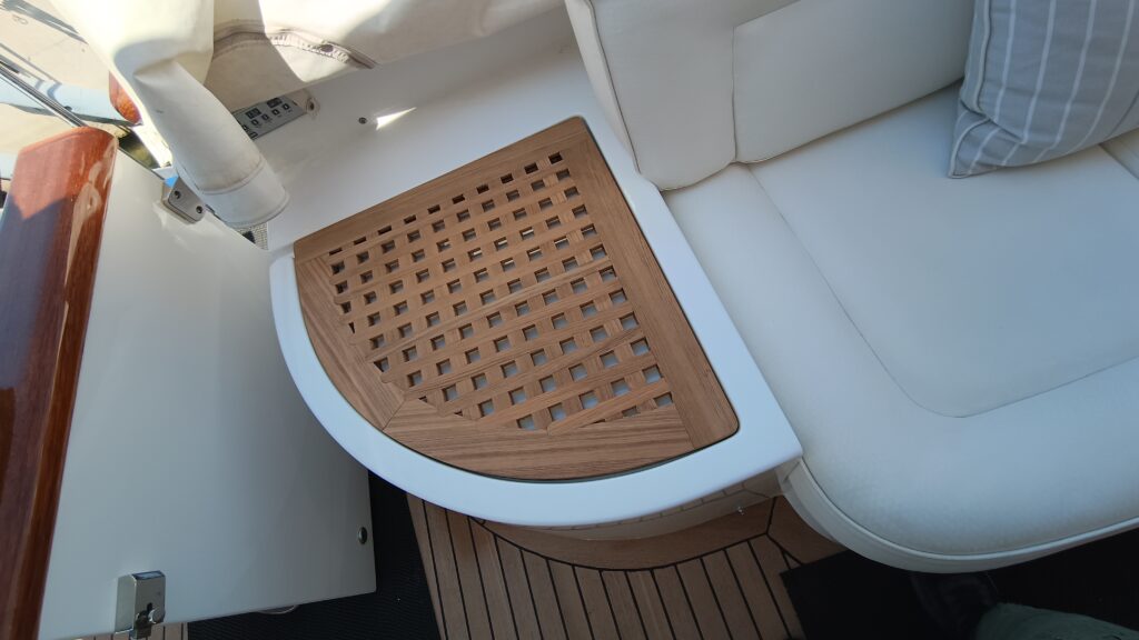 yacht teak grating