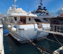 Yacht painting and refinishing project - image 1