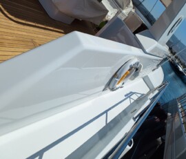 Yacht painting and refinishing project - image 12